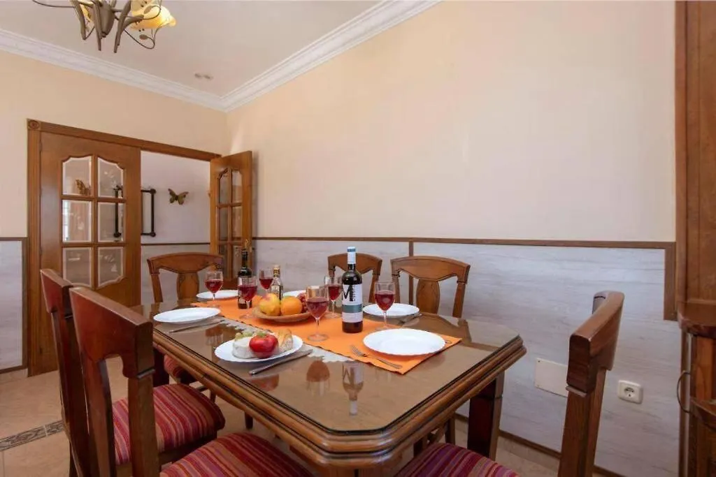 Chalet Los Pepes El Palmar  Holiday home El Palmar (Andalucia)